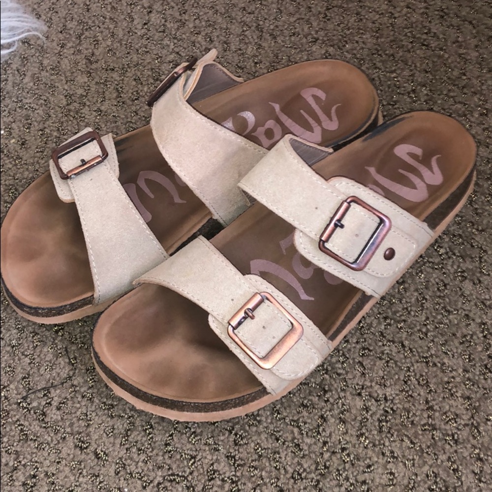 Super cute tan sandals from target!